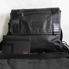 【美品】TUMI 【92371DH2 BEALE Mini Messenger Bag】トゥミ レザー メッセンジャー バッグ 25050280