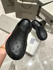 2024年最新】バレンシアガ balenciaga ミュールの人気アイテム - メルカリ