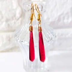 no.218　レジン　赤色　シンプル　ロング　ピアス　イヤリング　ハンドメイド