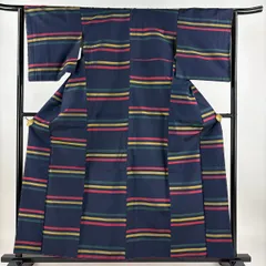 8194☆送料込み❣️ 正絹 奄美大島紬 アンサンブル 反物 4本 まとめ売り❣️ 本場奄美大島紬アンサンブル反物＊白 無地 本場奄美大島紬の反物