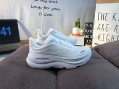 新作 ホカ オネオネ ボンダイ 9 HOKA ONE ONE Bondi 9 ランニングシューズ ジョギングシューズ スニーカ スポーツ ホワイト 送料無料