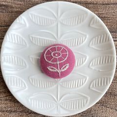刺繍【ヘアゴム】【ポニーフック】【ブローチ】選べるパーツ　no. 38