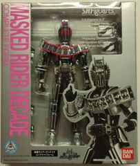 バンダイ S.H.Figuarts 仮面ライダーディケイド 仮面ライダーディケイド コンプリートフォーム