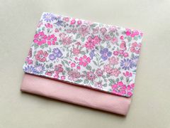 移動ポケット　リバティ　女の子