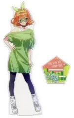 【中古】アクリルスタンド・アクリルパネル 中野四葉 メガBIGアクリルスタンド 「きゃらっとくじ 五等分の花嫁＊ ～Vivid City Rhythm～」 A-4賞