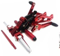 限定カラー　ホンダ　GROM用　アルミビレット削り出し　バックステップ　レッド