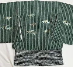 ラスト１点　«花ラブリ»R361-hBoy80G　新品　キッズ羽織・着物・襦袢セット　七五三　５歳　男児　羽織　ひざ丈長着　半襦袢　３点セット　緑　竹　疋田模様　男の子