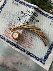 88年製/新品電池/稼働 セイコー 2P21-5220 ゴールド文字盤ギョーシェ