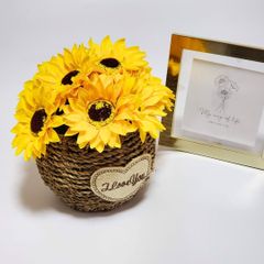 ひまわり ソープフラワー シャボンフラワー アーティフィシャルフラワー フェイクフラワー 籠付き 置物 インテリア小物 プレゼント ひまわり小物 造花 贈り物 お祝い