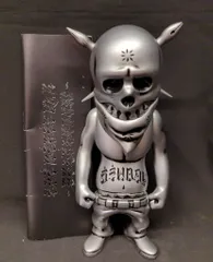 ウスグロウ フィギュア 2体 ウスグロウ フィギュア 2体