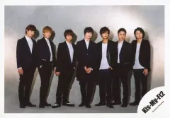 【中古】生写真(ジャニーズ) Kis-My-Ft2/集合(7人)/横型・全身・衣装黒白・中央玉森・背景グレー/17夏 コンサートパンフ＆グッツ撮影オフショット/公式生写真