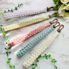 マクラメキーホルダー