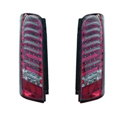 ビ*8様 日産キャラバンe25 テールランプ クリア/レッド 2個