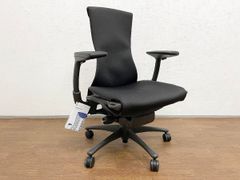 ●美品 2024年製 ハーマンミラー HermanMiller エンボディチェア デスクチェア オフィスチェア ゲーミングチェア ブラック黒 定価約25.4万円(貝1041)