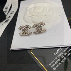 今日特価】Chanel シャネル ダブル C パールネックレス 最新