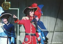 【中古】生写真(男性) 有澤樟太郎(和泉守兼定)/ライブフォト・横型・膝上・2部衣裳・右手広げ・2Lサイズ/ミュージカル『刀剣乱舞』～幕末天狼傳～ ローソンプリント