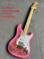 ストラトキャスタータイプピンクペイズリー Showman Trickstar ストラトキャスタータイプピンクペイズリー Showman Trickstar
