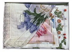 未使用 クリスチャンディオール　ウエッジウッド　ウェッジウッド　ニナリッチ  ハンカチ ３枚セット　レース　花柄 お膝掛け スカーフ ホワイト　Dior　WEDG WOOD　コットン 綿　100％　 レディース