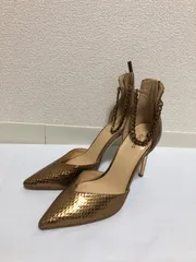 GUESS ゴールド　サンダル　ヒールのサムネイル