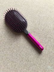 Dyson ヘアブラシ　パドルクシ 美容 ピンク