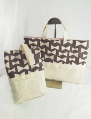 くすみカラーのリボン柄レッスンバッグと上靴袋のセット　ハンドメイド　入園入学　通園バッグ　シューズバッグ トートバッグ　ピンク