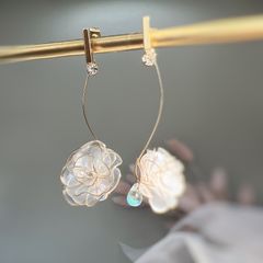 薔薇 スティックピアス(各種金具変更有)パール 卒業式 結婚式 ウェディング ブライダル 透明感 卒業式 入学式 卒園式 普段使い お呼ばれ ディップアート アメリカンフラワー ワイヤー ローズ