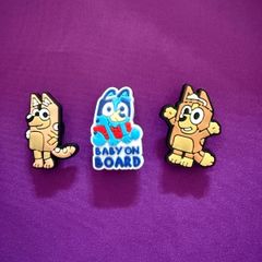 Bluey ブルーイ ジビッツ クロックス 3個 セット　犬　カスタマイズ　チャーム