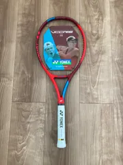 送料無料！新品 YONEXヨネックス テニスラケット VCORE100L サイズ３ライト280g