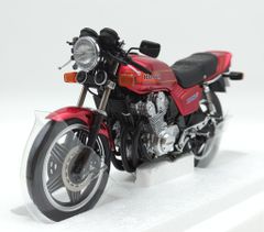 □絶版絶滅□入手困難品□ソリド社製SUZUKI GT750水冷シリーズ1/18
