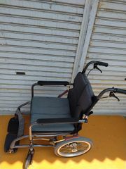 送料無料（一部地域を除く）　ワケアリ　カワムラサイクル 介助式車椅子 Modern KMD A-style 標準タイプ KMD-A16-40　KM-25-0805-03