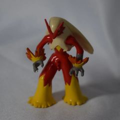 値下げ☆メガバシャーモ モンコレ メタリックver レア ポケモン - メルカリ