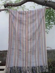 イカット タペストリー ウォールデコレーション 絣織 織物 ハンドメイド 手織物 布 ファブリック コットン 綿 テーブルクロス テーブルランナー テーブルライナー ベッドスプレッド 壁掛け 壁飾り モダン エスニック