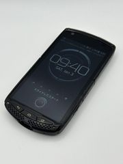 au TORQUE G01 ブラック KYY24 トルク 白ロム 黒 ②