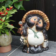 【 縁起物 】 信楽焼／たぬきの置物／他抜き／昭和レトロ／高さ32㎝ 玄関 縁起物 】 信楽焼／たぬきの置物／他抜き／昭和レトロ／高さ32㎝ 玄関