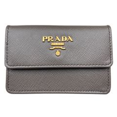 定価62,700円 正規品 PRADA SAFFIANO METAL 1M0881 GRAY  サフィアーノレザー カードケース 名刺入れ LEATHER CARD HOLDER GREY グレー
