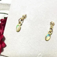 宝石質　エチオピア産　オパール　AA++ 　ピアス　天然石