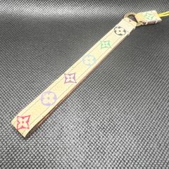 LOUIS VUITTON ルイヴィトン チャーム キーホルダー モノグラム マルチカラー ストラップ スマホ ホワイト