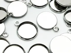 ミール皿　12mm　シルバー　丸　20枚　カン付き　セッティング　レジン　台座　アクセサリー　ハンドメイド　パーツ AP2988