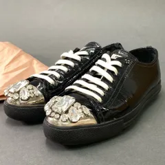 miu miu スワロフスキー付きスニーカー Miu Miu Swarovski Crystal Toe-cap Sneakers in White | Lyst