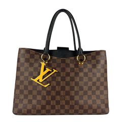 ルイ ヴィトン LOUIS VUITTON チャーム キーリング LV