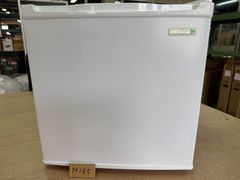 M165 ヤマダ 2017年式 45L ワンドア冷蔵庫 YRZ-C05B1
