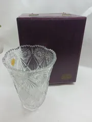 【中古品】ボヘミアガラス　花瓶　フラワーベース　フラワースタンド チェコスロバキア　ガラス工芸　カットガラス　クリスタル ヴィンテージ　アンティーク　インテリア雑貨　装飾品（ま）