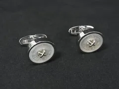 2025年最新】burberry カフス ゴールドの人気アイテム - メルカリ