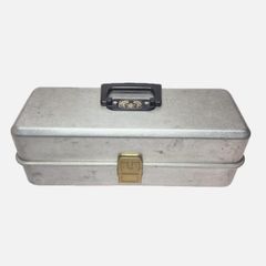 UMCO タックルボックス 173 釣り アムコ US 海外 ビンテー IESA 中古品 umco Vintage Tackle box Model 173AS - メルカリ