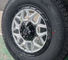 新品 スタッドレス デリカD5 デリカ D5 DELICA 16インチ ヨコハマ アイスガード SUV G075 225/70R16 235/70R16のサムネイル