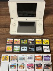 [닌텐도 DSi LL 화이트 컬러 + 3DS / DS 소프트 24 개 세트]
