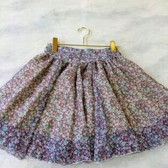 MEDIUM ✨春の装いにぴったり✨ 花柄フレアスカート S相当 ホワイト×ブルーパープル×ピンク ポリエステル100%