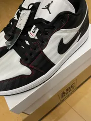 ナイキ ウィメンズ エアジョーダン1 ロー SE ブラック/ホワイト/ジムレッド