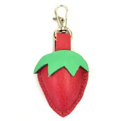 本革 レザーストラップ 	赤 イチゴ ストラップ ハンドメイド/工房エールヨコハマ