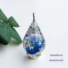 ドロップ＊雪の結晶ネックレス(ダークブルー)